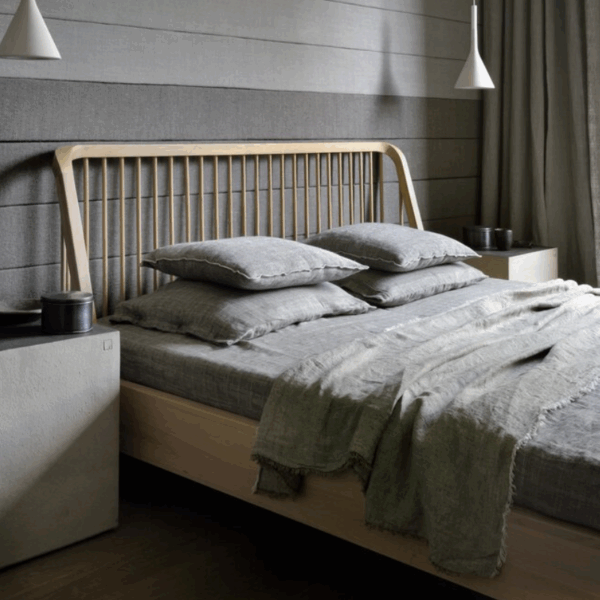 lit spindle en chêne ethnicraft ambiance minimaliste