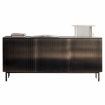 buffet universal portes en verre trempé et pieds métal design épuré moderne