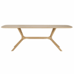 table de repas x ethnicraft en chêne massif construction robuste piètment forme singulière confort design audacieux